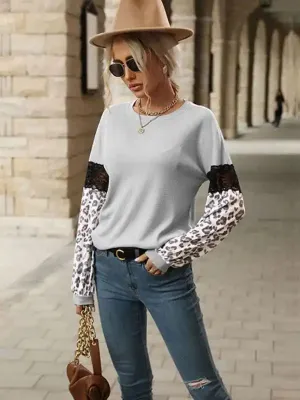 Women’s Color Block Lace Cheetah Print Sweatshirt